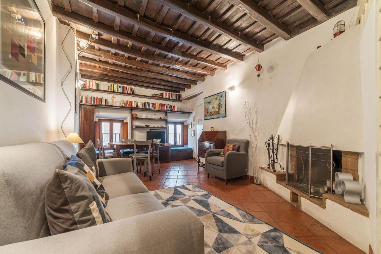 Stylish Flat Domus Aurea Apartment *