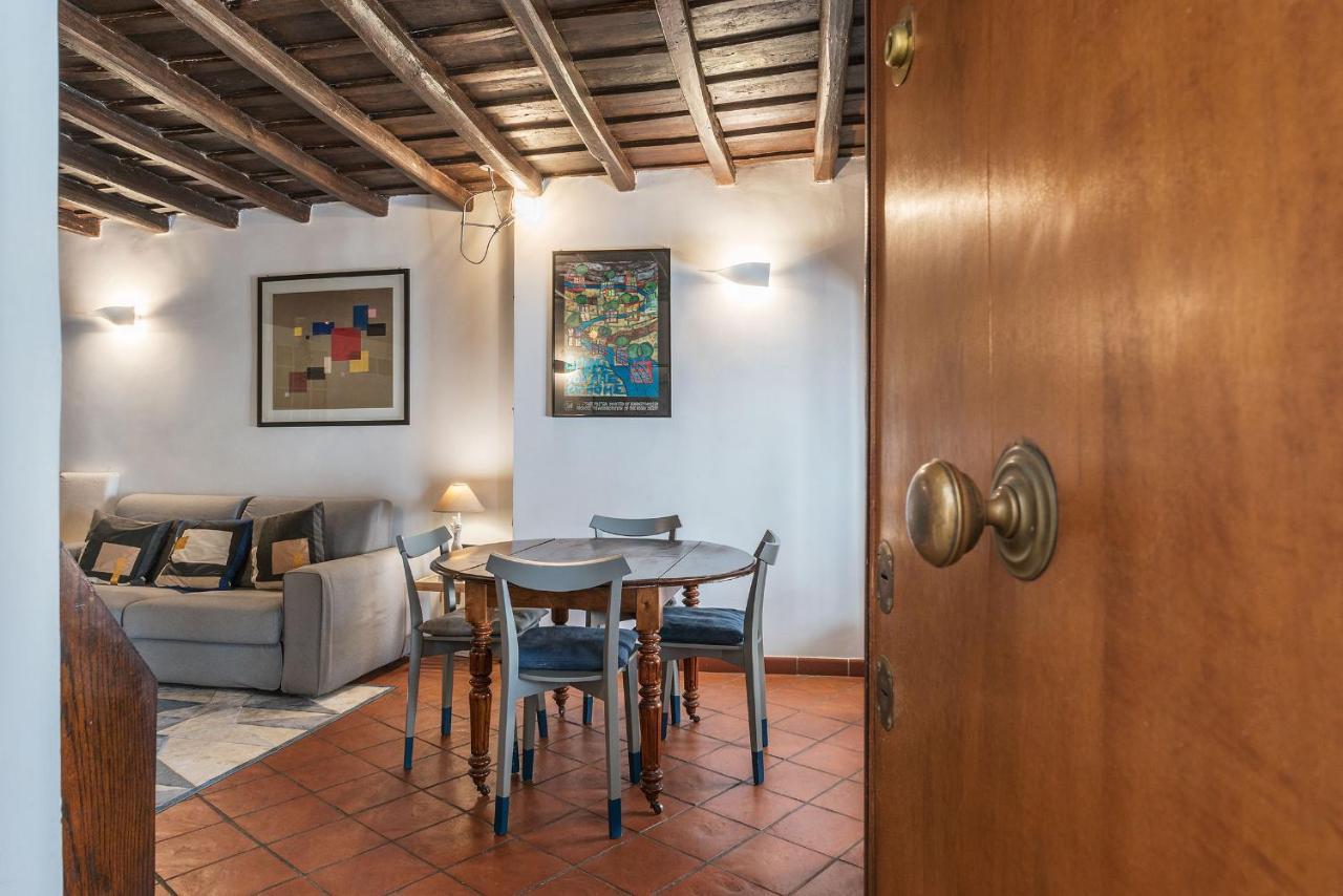 Stylish Flat Domus Aurea Apartment Rome