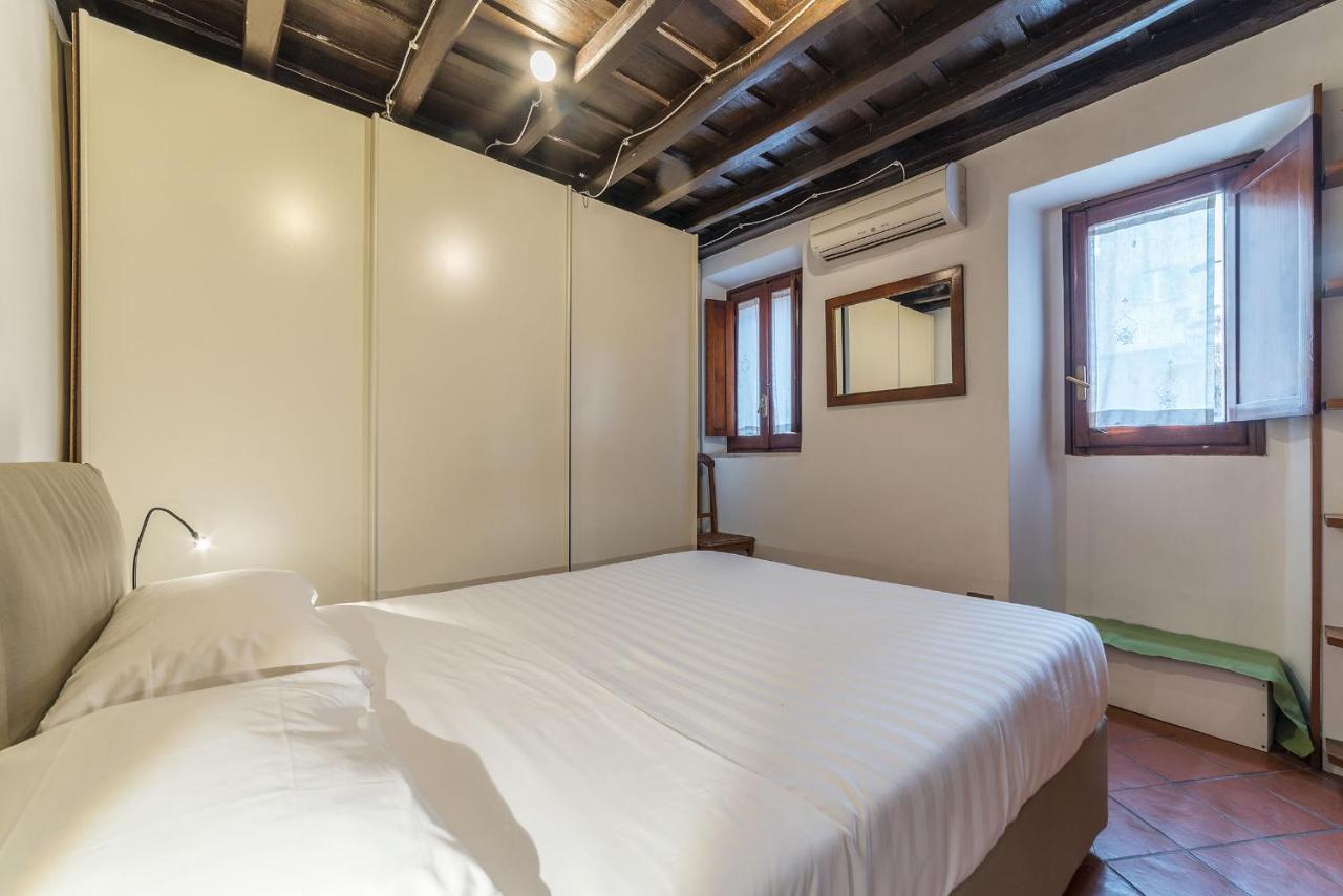 Apartment Stylish Flat Domus Aurea *